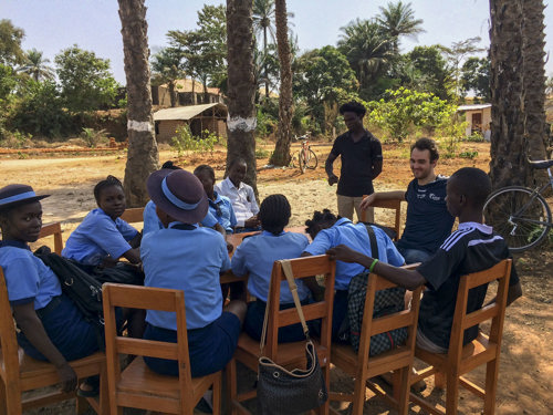 AARHUS GYMNASIUM i Sierra Leone